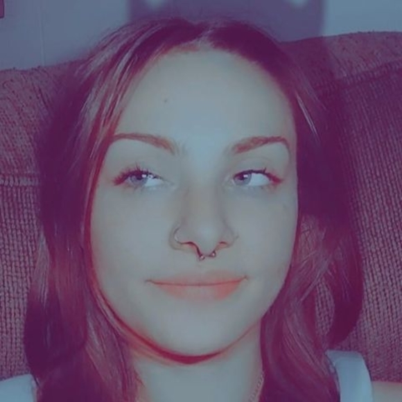 Meet your Posher, Haylee - Picture 1 of 1